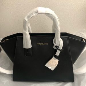 Michael Kors Avril purse NWT